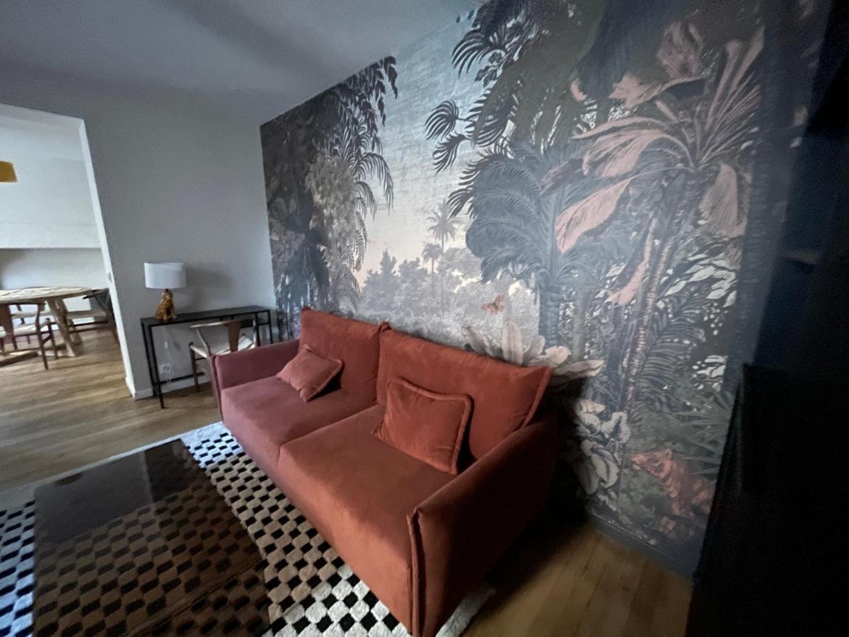 Le Petit Chateau Du Docteur Cambournac Bourges Extérieur photo